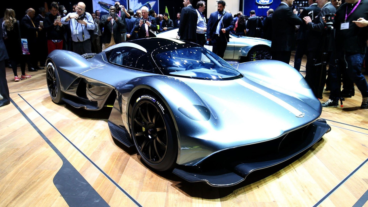 [Actualité] Aston Martin : From Britain with love - Page 4 Aston-martin-valkyrie-in-geneva