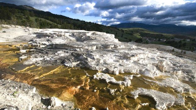 En fotos: el deslumbrante Parque de Yellowstone en 1871 y en la actualidad 160525093706_ys_10_624x351_ap