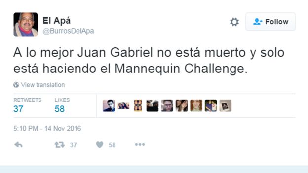 "¿Dónde está Juan Gabriel?": el despiste del presentador de un Grammy Latino póstumo al fallecido Divo de Juárez _92501006_twitter2