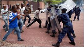 RDC: un rapport de l‘ONU alerte sur des violences policières et meurtres extra-judiciares de jeunes à l’occasion de l’opération Likofi ET par la suite HUMAN RIGHT WATCH DENONCE LES CRIMES DE KANYAMA ET L’HORREUR DES BRUTALITES POLICIERES A KINSHASA   111028110156_jp_congo304x171_nocredit