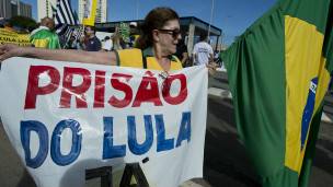 Expresidente de Brasil Lula obligado a declarar como sospechoso del escándalo de corrupción de Petrobras 160304110219_lula_da_silva_brasil_304x171_afp_nocredit