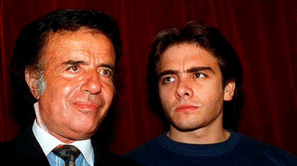 Argentina: Menem llamado a declarar en investigación sobre la muerte de su hijo 141006181705_menem_padre_hijo_1993_afp_624