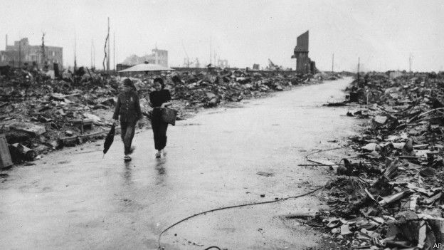 ¿Por qué Hiroshima y Nagasaki están habitadas y Chernóbil no? 150805181739_hiroshima_624x351_ap