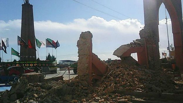 Un terremoto de magnitud 7,5 sacude Afganistán, Pakistán y el norte de la India 151026112826_earthquake_afghanistan_624x351_bbcafganistan_nocredit