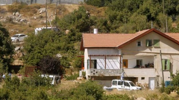 فلسطيني يقتل فتاة إسرائيلية داخل منزلها بمستوطنة في الضفة الغربية 160630113219_kiryat_640x360_afp_nocredit
