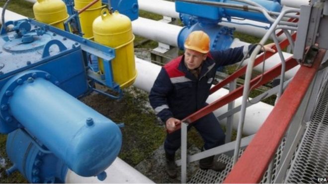 روسيا تعلق إمدادات الغاز لأوكرانيا بعد انهيار محادثات تسعير الغاز بينهما 150701133756_russia_ukraine_gas_640x360_reuters_nocredit