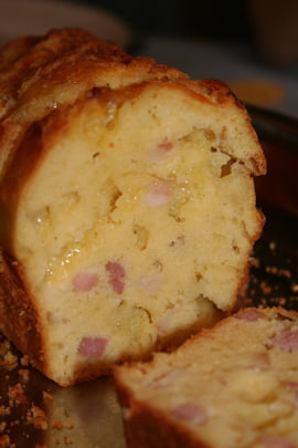 Cake lardons-gruyère