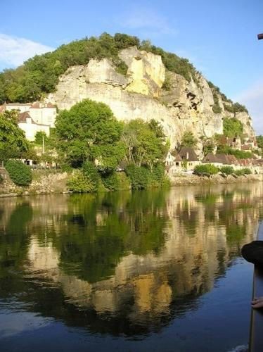 une semaine de repos en Dordogne La_dordogne_a_la_roque_gageac