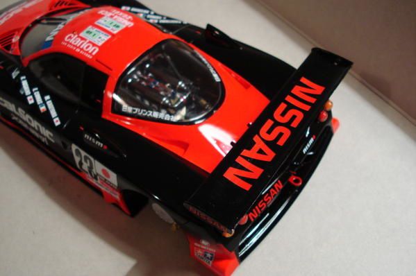 NISSAN R390 GT1 DSC04561