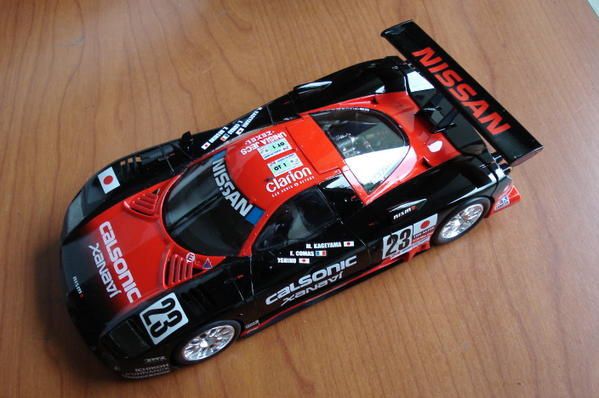 NISSAN R390 GT1 DSC04571