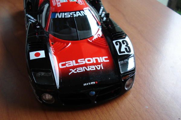 NISSAN R390 GT1 DSC04573