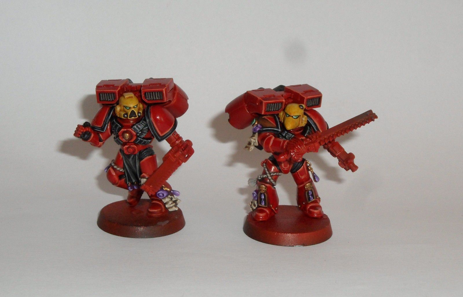 Tutorial : Peindre l'armure d'un Blood Angels. SAM_8159