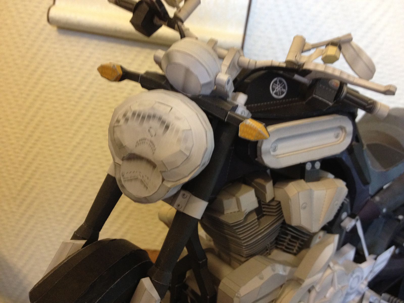 Contruction Yamaha MT-01 Ultra Realistic Papercraft - Page 3 Yamaha-MT-01---Bis-1381