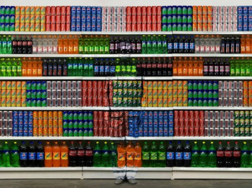 Liu Bolin – Người đàn ông tàng hình Liu-bolin-12