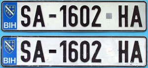 04 ARALIK 2016 BULMACASI SAYI : 1601 - Sayfa 3 Bosna-hersek-plakas%C4%B1-300x138