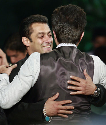 **Salman khan IIFA Awards 2010!!** 07sld14
