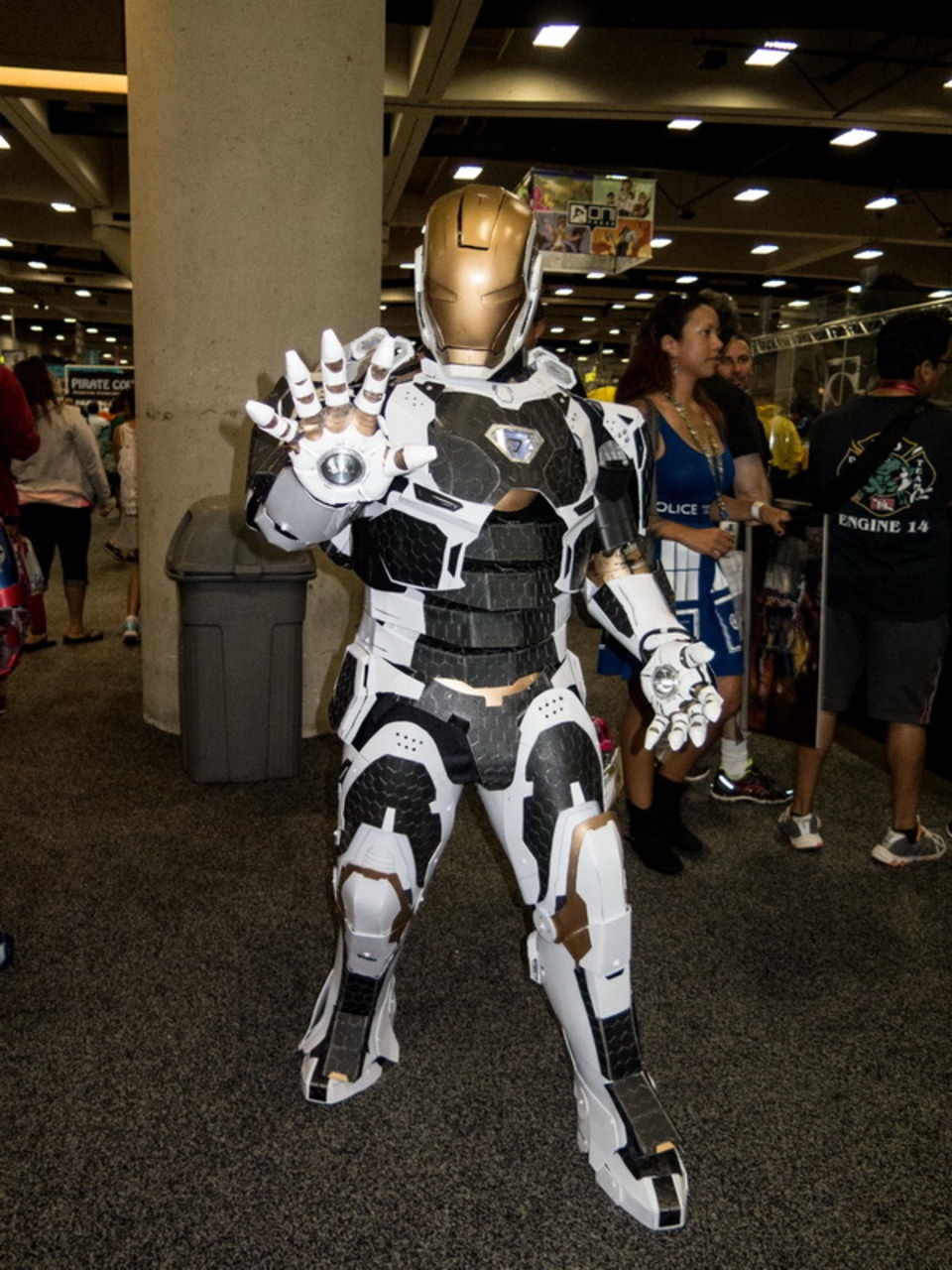 Cosplays del Mundo - Página 2 Img0152resizejpg-8dd828_960w_neec