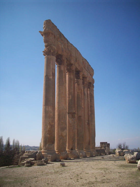 لبنان:معلومات و صور Autres-monuments-baalbeck-liban-1008572769-1295676