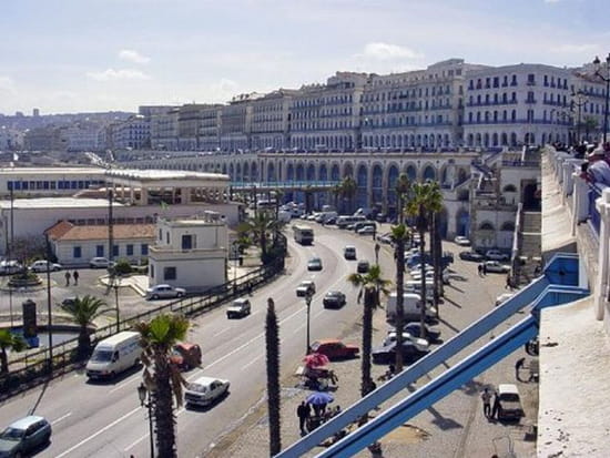 ألبوم الجزائر العاصمة في صور Rues-alger-algerie-9982263446-916271