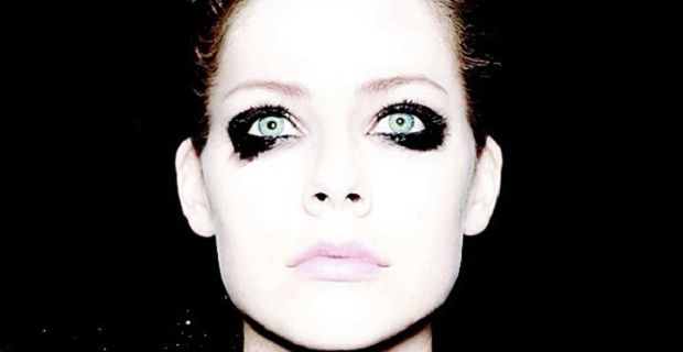 Avril Lavigne, nuovo album in uscita il 24 settembre 2013: su Instagram la copertina del disco Avril-lavigne-default