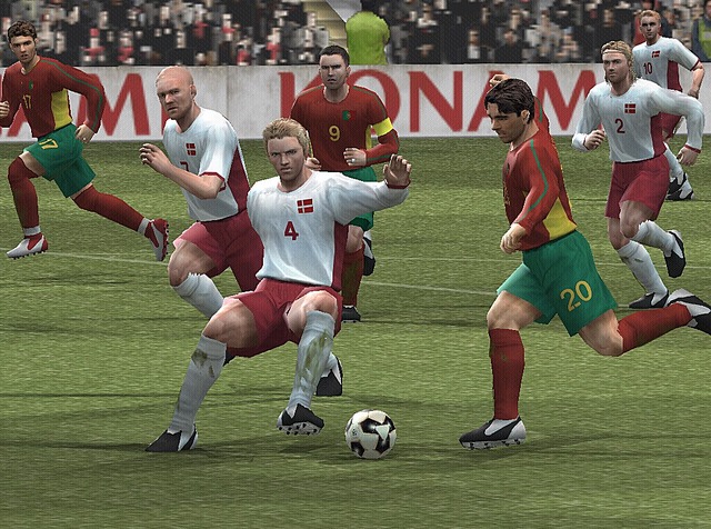 اللعبة الرائعة Pro Evoulution Soccer 2009  وبروابط صاروخية Pes5p2009