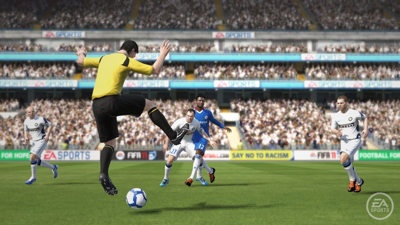 Quelques images HD du jeu  Fifa-11-xbox-360-017