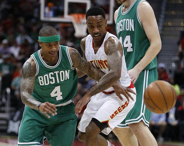 Jae Crowder struggling, Boston Celtics desperate now after falling behind Atlanta Hawks 2-0 20173775-mmmain