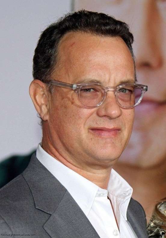 La Vengeance du Kiwi Tom-hanks-occhialuto