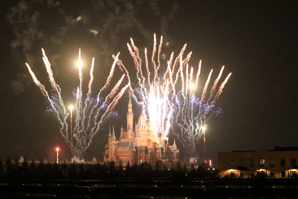 Shanghai Disneyland (2016) - Le Parc en général - Page 25 106