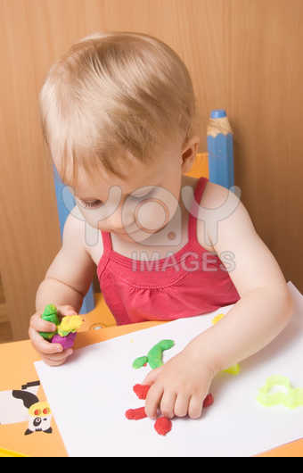   صـــور للأطفالــــ 1 Moulding-from-plasticine-a7bc71