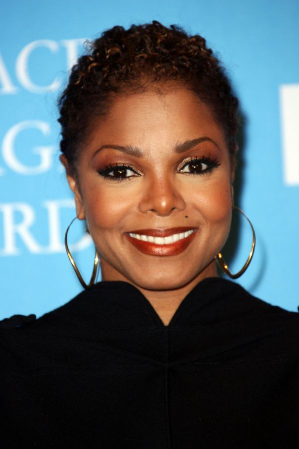 Janet Jackson confirma apresentação única em São Paulo F_60394