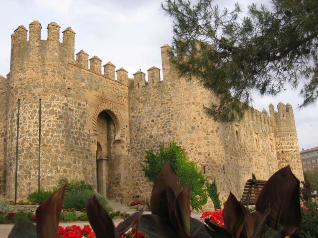 Estilos de Decoración VIII - Página 17 20404-toledo-castillo-de-san-servando