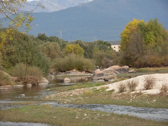 Paisajes de Montaña - Página 2 253715-candeleda-rio-tietar