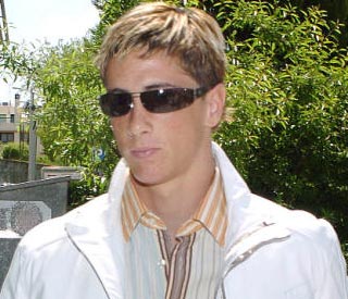 Fernando Torres nghe^ si~ sa^n co? Torres