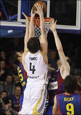 Euroliga Real Madrid - Regal Barcelona 1269559991656basketdn