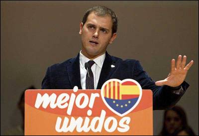 Albert Rivera - Cataluña debe recuperar su normalidad institucional 1353606798569riveragrandedn