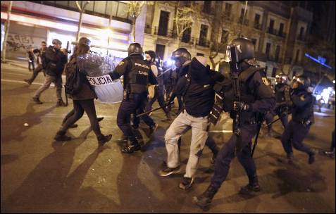 Los disturbios tras el 22M, MARCHA POR LA DIGNIDAD en imágenes 139551952415336c3