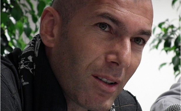 ZINEDINE ZIDANE ..ZIZOU LE COACH EN DEVENIR L-yazid-une-une-439