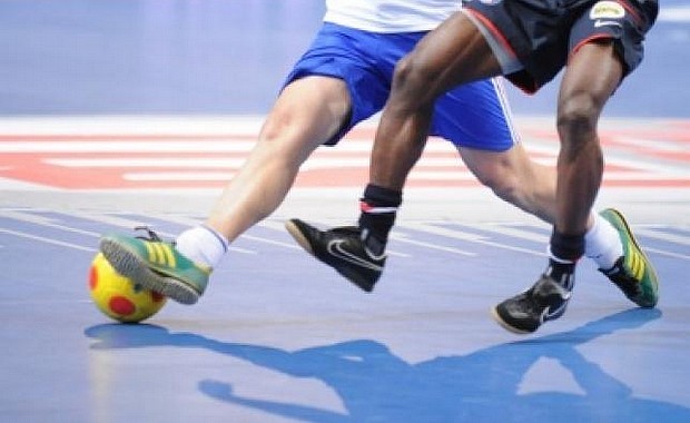 FUTSAL EN MEDITERRANEE ......... - Page 13 L-futsal-163