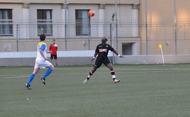 MONACO B // CFA GROUPE C  RESERVES ET JEUNES  - Page 28 L-aziz-d-2-asmfc-pha-764