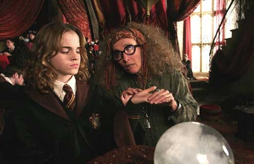 Fan Club d'Emma Thompson / Pr Sybille Trelawney 18830546