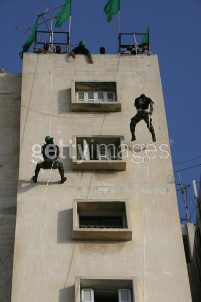صور عرض عسكري لمجاهدين حماااااااااااااس.......غزة 24