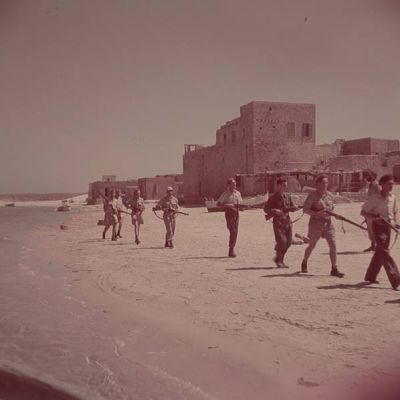 صور ملونة نادرة لقرية الطنطورة بعد المجرزة عام 1948 3885055811