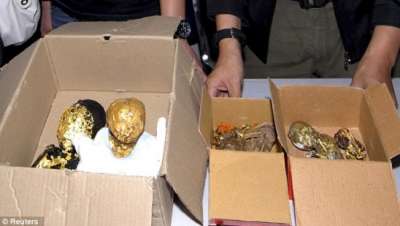 جثث أطفال مطلية بالذهب لممارسة السحر الأسود في تايلاند 3909808162