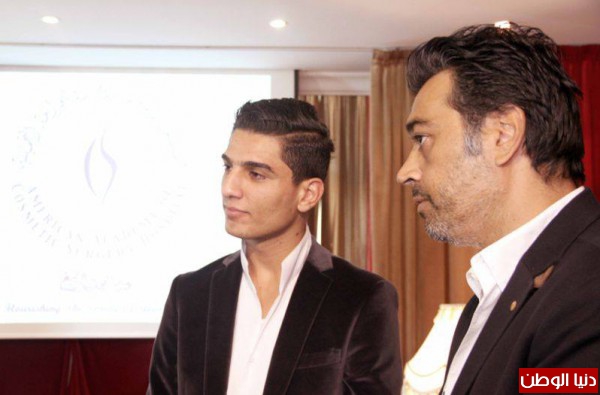 صور محمد عساف يشارك في علاج تجميلي لضحايا الحروب 2014 3910005465