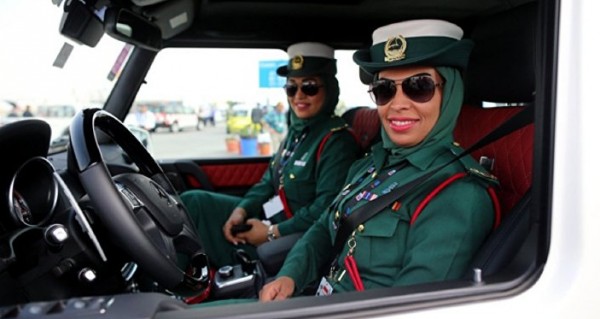. أجمل النساء في شرطة 14 دولة حول العالم 3910689377
