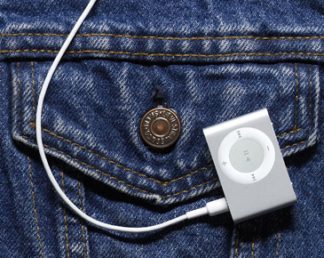     iPod        Shuffle_pocket