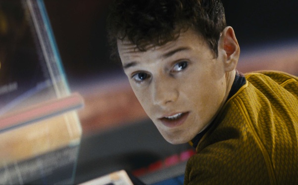 Avis de disparition (topic nécrologique). - Page 20 Yelchin-star-trek11172011