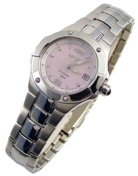 A watch for the wife 598346_100510170311_SXD655-2
