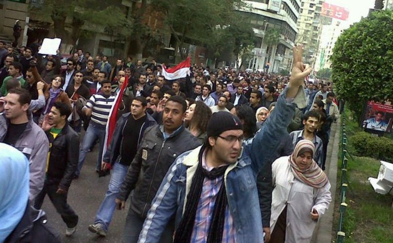 ميدان التحرير: مقتل مصرييْن وإصابة آخرين اثناء تفريق الشرطة لاعتصام 0msr